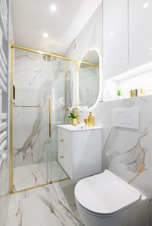 Glam & Modern By Cooee Apartments Varşovia Exterior foto